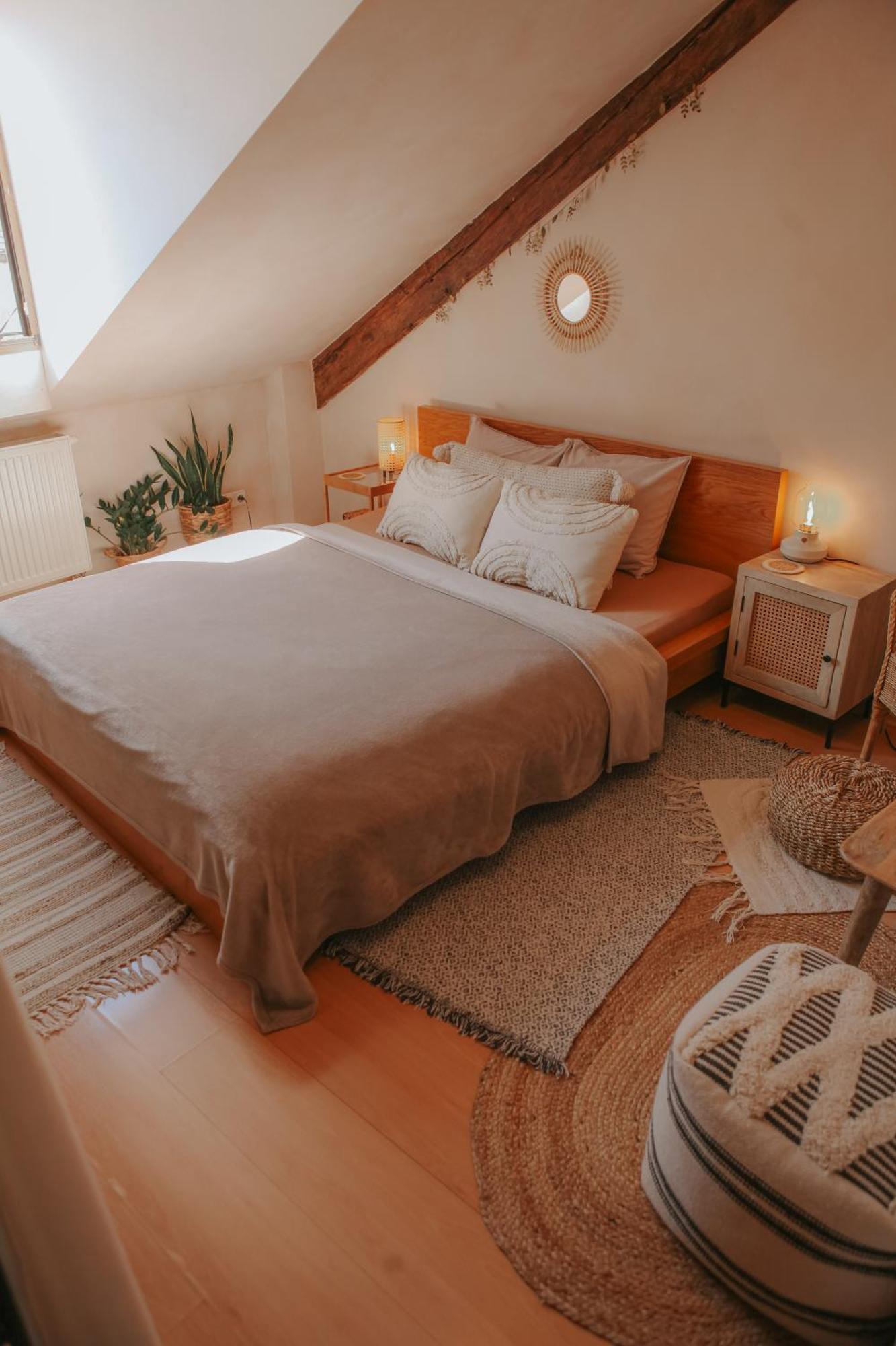 Cozy Apartment In The Heart Of The Historic City براتسيلافا المظهر الخارجي الصورة