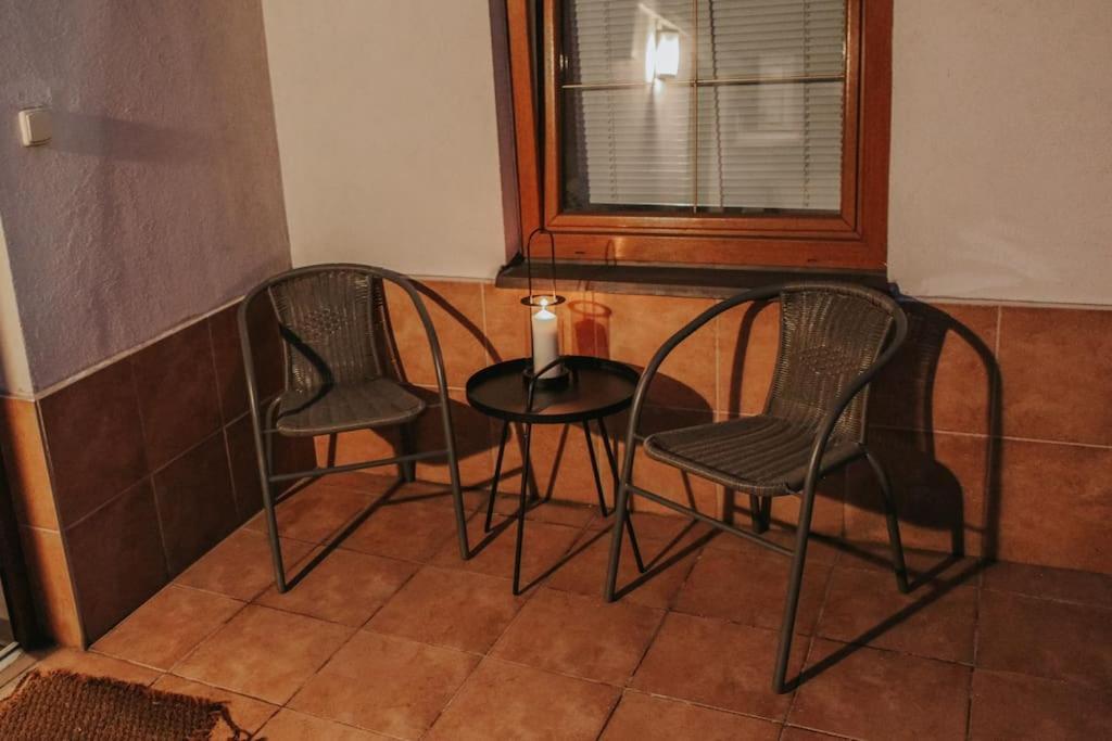 Cozy Apartment In The Heart Of The Historic City براتسيلافا المظهر الخارجي الصورة